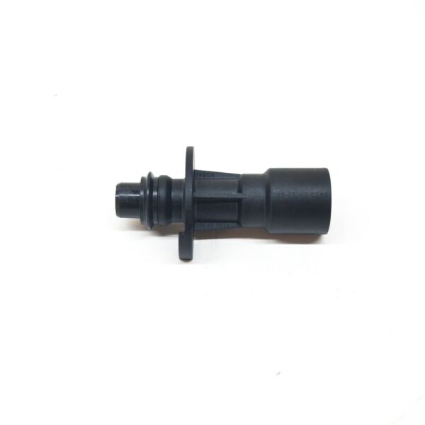 C2Z18658 - Jaguar F-Pace X761 Water Coolant Outlet Pipe C2Z18658 NEW GENUINE