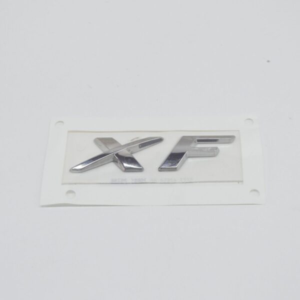 C2Z31121 - Jaguar XF X250 Tailgate Emblem C2Z31121, Original