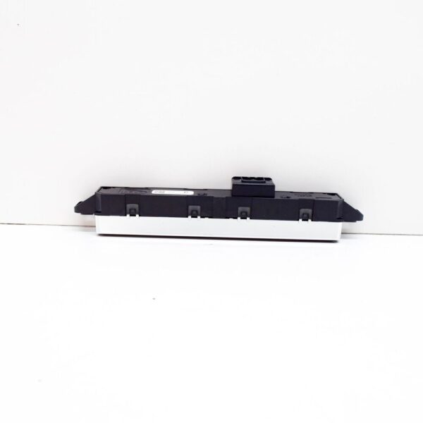 C2Z31425 - NEW GENUINE JAGUAR XF X250 Power Switch C2Z31425