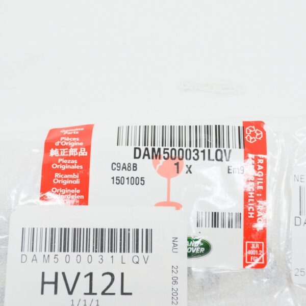 DAM500031LQV - LAND ROVER RANGE ROVER L322 Vogue Tailgate Emblem DAM500031LQV NEW GENUINE