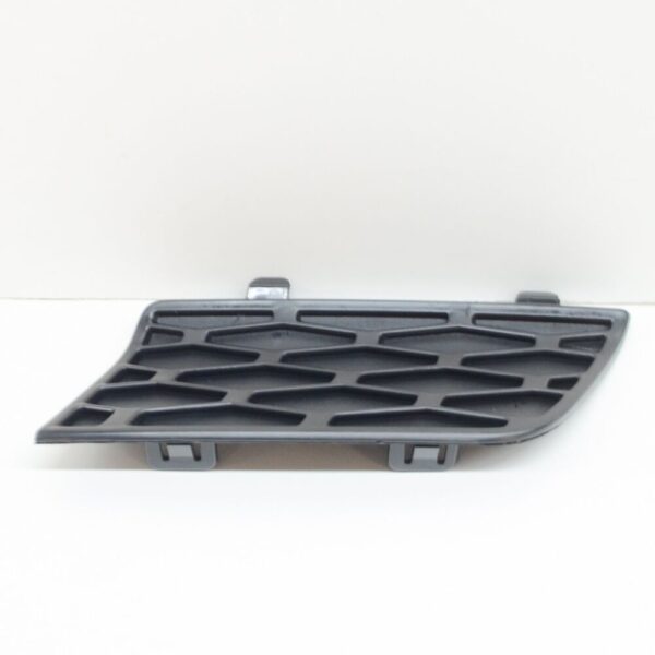DXB500340PUY - LR RANGE ROVER III L322 RH Bumper Air Inlet Bezel DXB500340PUY NEW