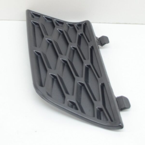 DXB500340PUY - LR RANGE ROVER III L322 RH Bumper Air Inlet Bezel DXB500340PUY NEW