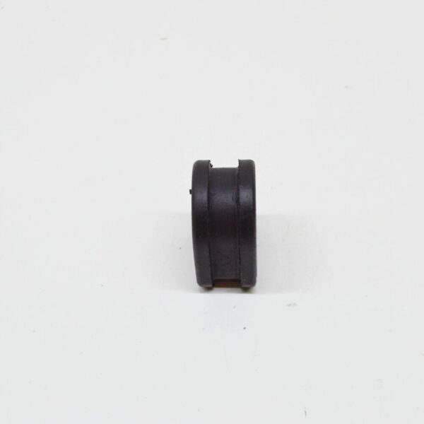 EBC4499 - JAGUAR XJ XJ40 XJ81 Exhaust Muffler Pipe Mount EBC4499 NEW ORIGINAL