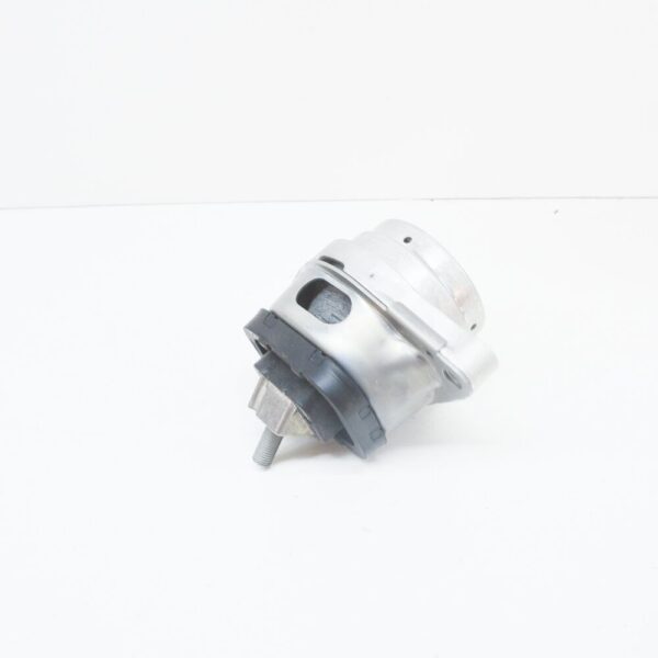 KKB500740 - LR RANGE ROVER III L322 Right Engine Mount Insulator KKB500740 NEW GENUINE