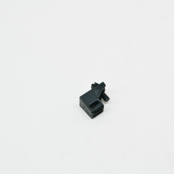 LR000077 - LAND ROVER DISCOVERY 4 L319 Door Trim Mounting Nut LR000077 New