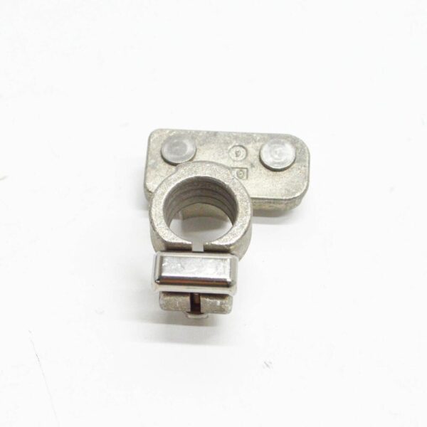 LR002164 - LR FREELANDER L359 Positive Battery Cable Terminal End LR002164 NEW GENUINE