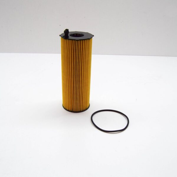 LR002338 - Land Rover Range Rover L322 Oil Filter LR002338 New Genuine