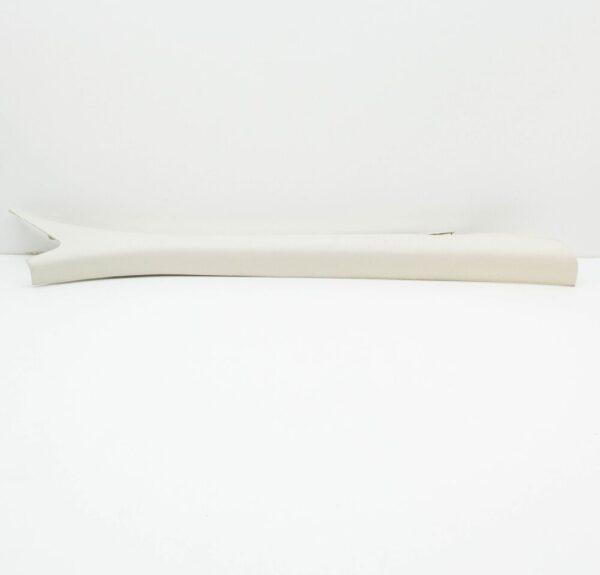 LR014665 - LR RANGE ROVER SPORT L320 Right Windshield Pillar Trim LR014665 NEW