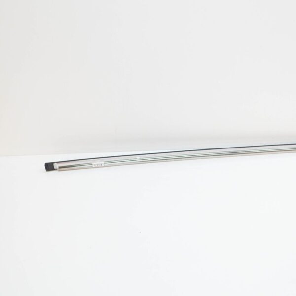 LR018079 - LAND ROVER DISCOVERY 4 L319 Rear Right Roof Weatherstrip LR018079 NEW GENUINE