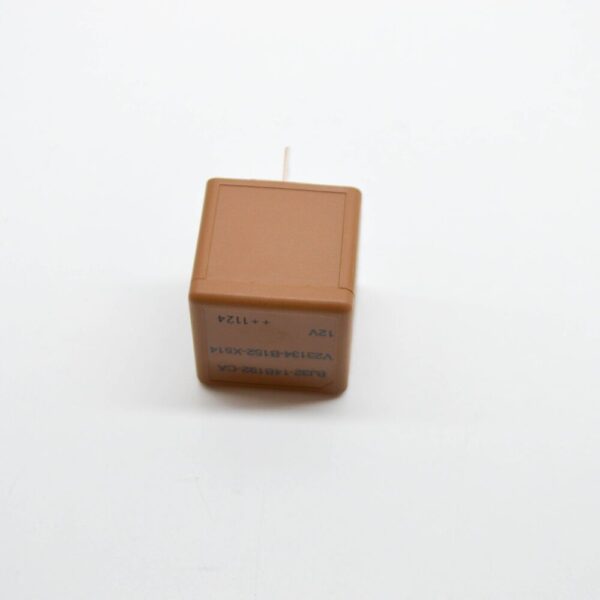 LR030372 - LAND ROVER RANGE ROVER EVOQUE L538 40 AMP Relay LR030372 NEW GENUINE