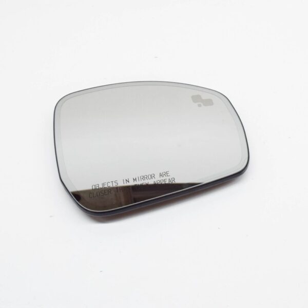 LR035066 - LAND ROVER DISCOVERY L462 Front Right Door Mirror Glass LHD LR035066 NEW GENUINE