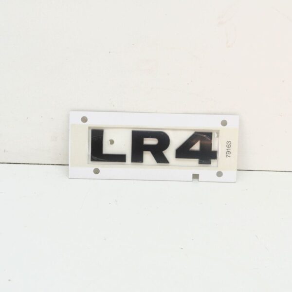 LR043123 - Land Rover Discovery LR4 L319 Tailgate Emblem LR043123, Original Part