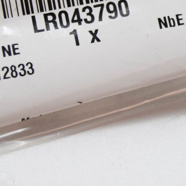 LR043790 - LR RR SPORT L494 Rear Left Door Upper Reveal Moulding LR043790 NEW GENUINE