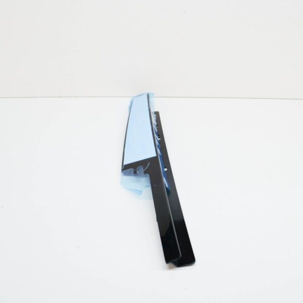 LR050758 - LR RANGE ROVER EVOQUE L538 Front Right Door Trim LR050758 NEW