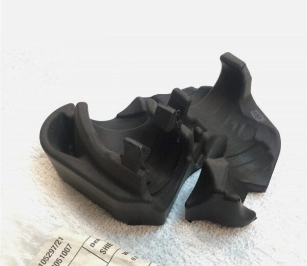 LR051007 - LR Range Rover Sport II L494 Thermostat Unit Rubber Pads LR051007 NEW