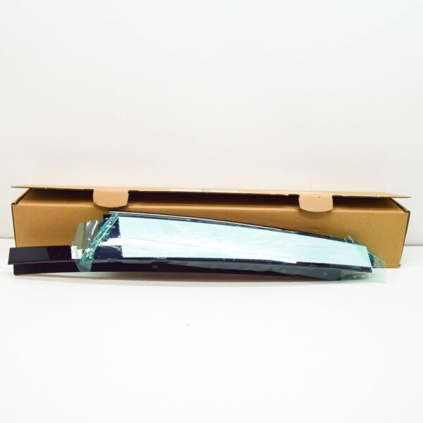LR058490 - LR DISCOVERY SPORT L550 Left Rear Door Exterior Trim Panel LR058490 NEW