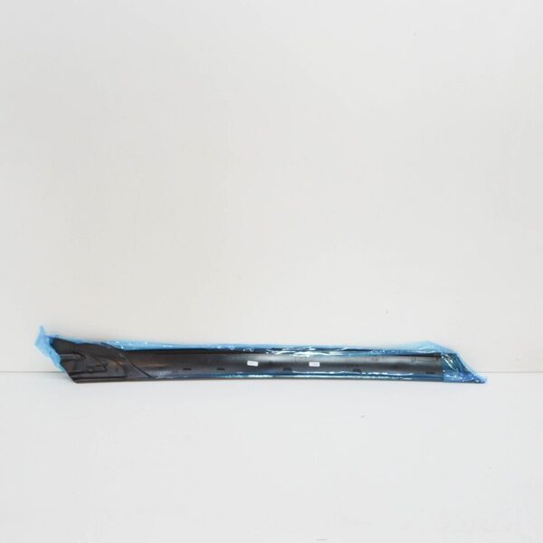 LR083017 - LR DISCOVERY V L462 Front Right Door Pillar Molding LR148855 NEW GENUINE