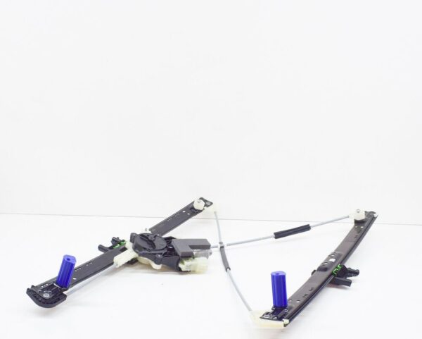LR083210 - LAND ROVER DISCOVERY L462 Front Right Window Regulator LR153953 NEW GENUINE