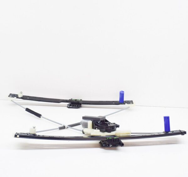LR083210 - LAND ROVER DISCOVERY L462 Front Right Window Regulator LR153953 NEW GENUINE