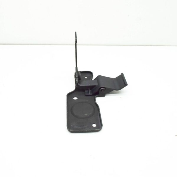 LR132100 - LR Defender L316 bonnet security lock LR132100 original part