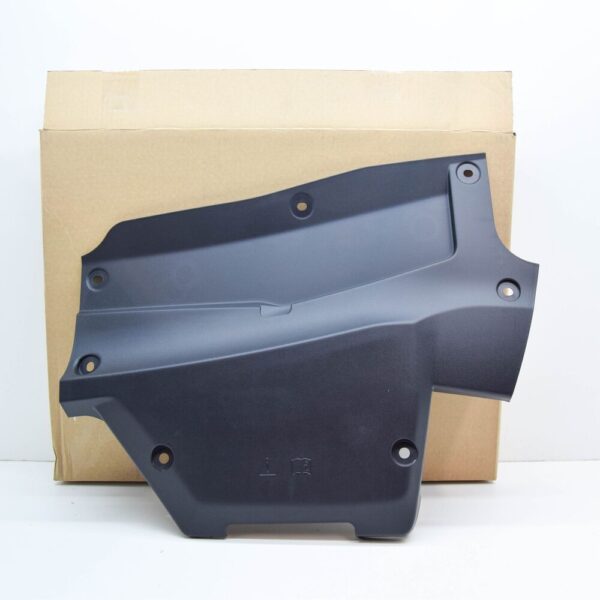 LR133957 - LAND ROVER DISCOVERY SPORT L550 Battery Box Lid LR133957 NEW Original