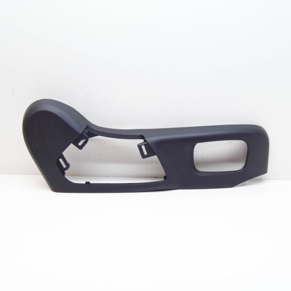 LR154507 - LR RR VELAR L560 Front Right Outer Seat Cushion Valance LR154507 NEW GENUINE