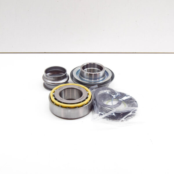 LR158115 - LR RANGE ROVER SPORT II L494 Rear Pinion Repair Kit LR158115 NEW GENUINE