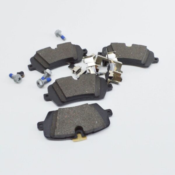 LR164821 - LAND ROVER DISCOVERY V L462 Rear Wheel Brake Pads Set LR164821 NEW