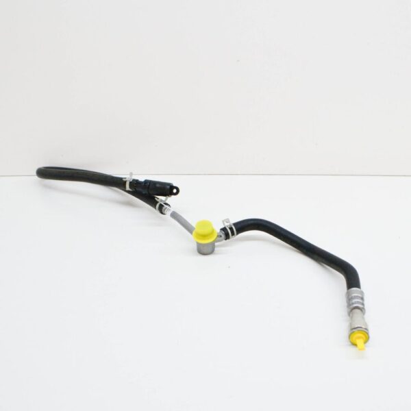 PBP500300 - LR RANGE ROVER III L322 Oil Cooler Feed Pipe PBP500300 NEW GENUINE