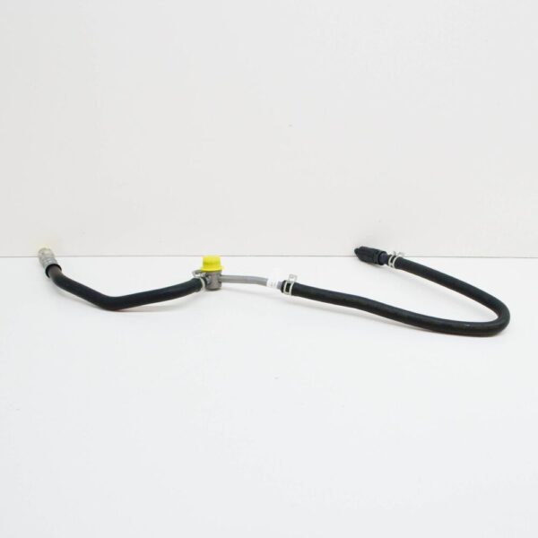 PBP500300 - LR RANGE ROVER III L322 Oil Cooler Feed Pipe PBP500300 NEW GENUINE