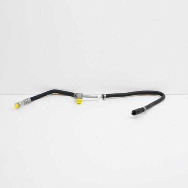PBP500300 - LR RANGE ROVER III L322 Oil Cooler Feed Pipe PBP500300 NEW GENUINE