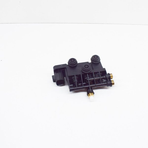 RVH000055 - Land Rover Discovery IV L319 Air Suspension Valve RVH000055 New Genuine