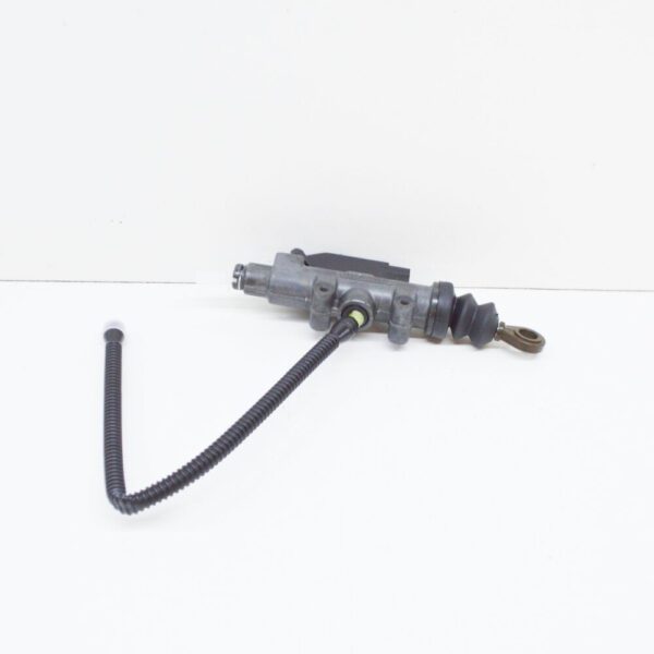 STC500031 - LAND ROVER DISCOVERY III L319 Clutch Master Cylinder LHD STC500031 NEW GENUINE