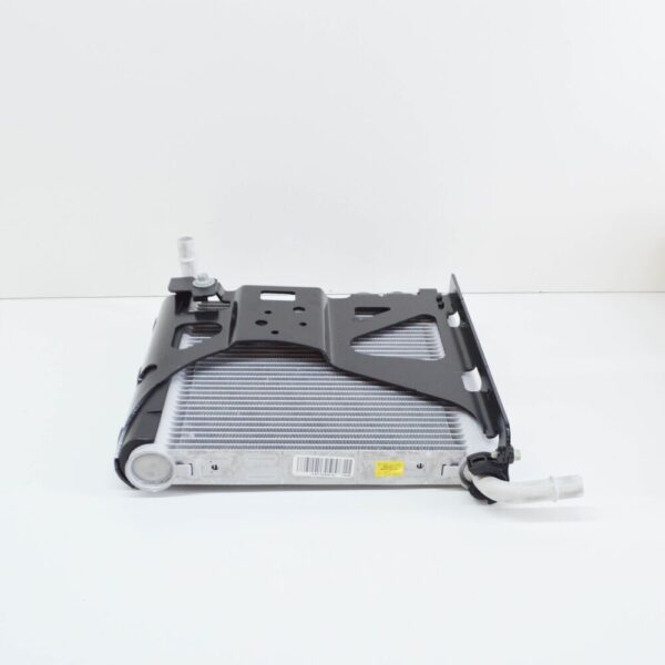 T4A37970 - JAGUAR F-PACE X761 Right Auxiliary Radiator T4A37970 NEW GENUINE