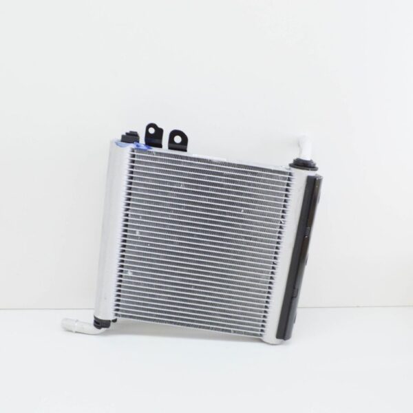 T4A37970 - JAGUAR F-PACE X761 Right Auxiliary Radiator T4A37970 NEW GENUINE