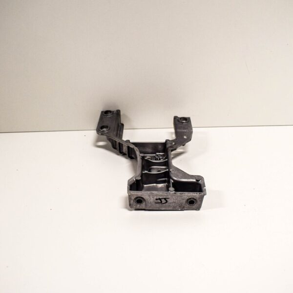 T4A4083 - Jaguar F-Pace X761 Cooler Mount Bottom Left T4A41267 NEW ORIGINAL