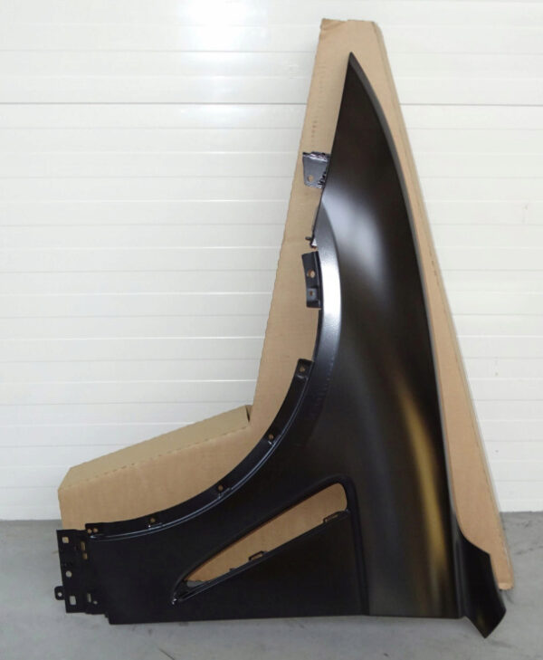 T4A42676 - Jaguar F-Pace X761 Front Left Fender T4A42676 NEW GENUINE