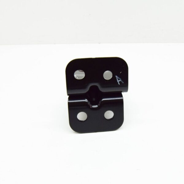 T4A5655 - JAGUAR F-PACE X761 Rear Seat Latch Bracket T4A5655 NEW GENUINE