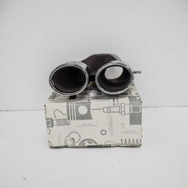 A0004900800 - NEW MB C-CLASS W205 AMG REAR EXHAUST LEFT TAIL PIPE TRIM A0004900800 ORIGINAL