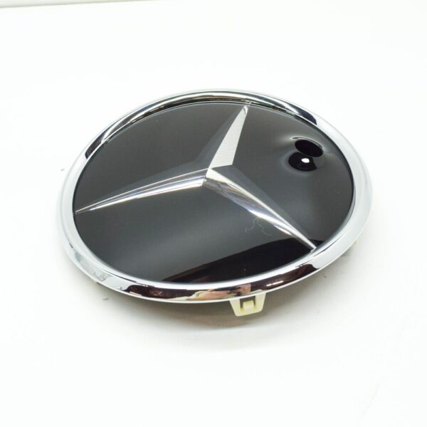 A0008882200 - Mercedes-Benz EQS V297 Radiator Grill Emblem Star A0008882200 NEW Original