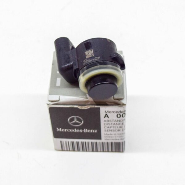 A00090533079999 - NEW MERCEDES-BENZ GLB X247 FRONT PARKING DISTANCE SENSOR A00090533079999