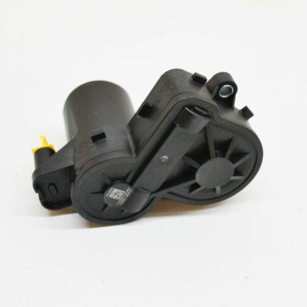 A0009061303 - NEW MERCEDES-BENZ C W205 REAR WHEEL BRAKE RIGHT ACTUATOR A0009061303