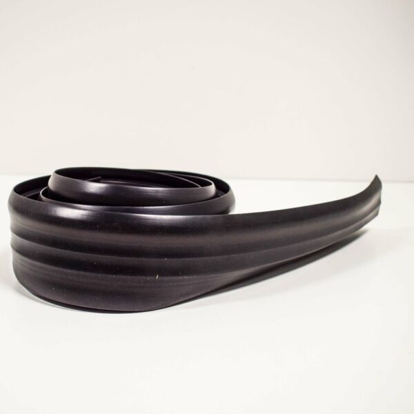A0009870862 - NEW MERCEDES BENZ G W463 UPPER RUBBER WINDSCREEN SEAL A0009870862 ORIGINAL