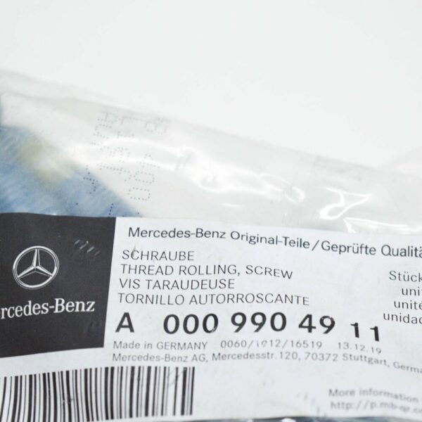 A0009904911 - NEW MB GLK X204 FRONT FRAME REAR INTEGRAL SUPPORT S2PCS A0009904911 OEM