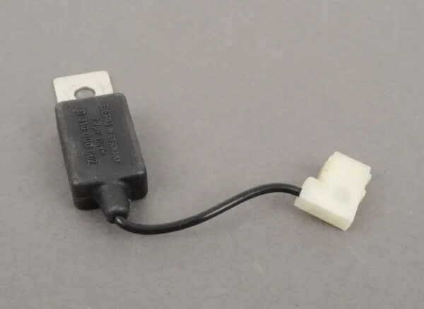 A0011566901 - NEW MB SL R129 ALTERNATOR INTERFERENCE SUPPRESSION CONDENSER A0011566901