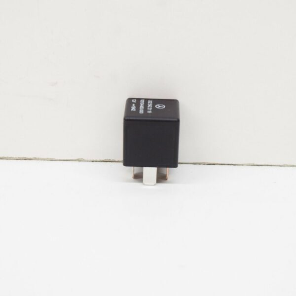 A0025422119 - NEW MERCEDES BENZ E W210 SIGNAL INDICATOR RELAY A0025422119 TURN ORIGINAL