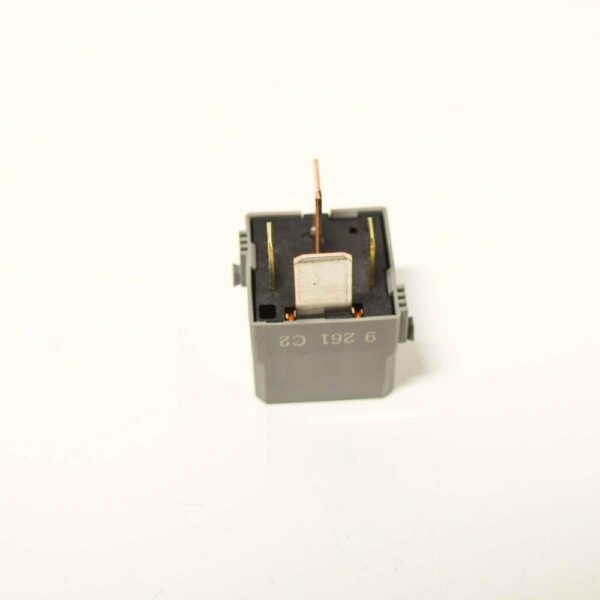 A0025428719 - Genuine Mercedes-Benz W164 N Relay A0025428719