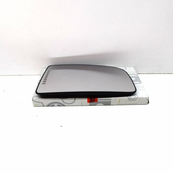 A0028115633 - NEW MB SPRINTER 906 FRONT LEFT DOOR MIRROR TOP GLASS A0028115633 OEM