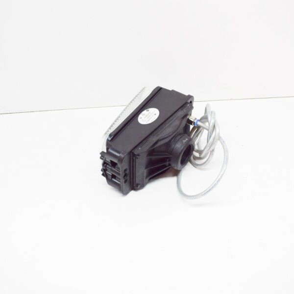 A002820285664 - NEW MERCEDES-BENZ G W463 FRONT RIGHT FOG LIGHT A002820285664 ORIGINAL