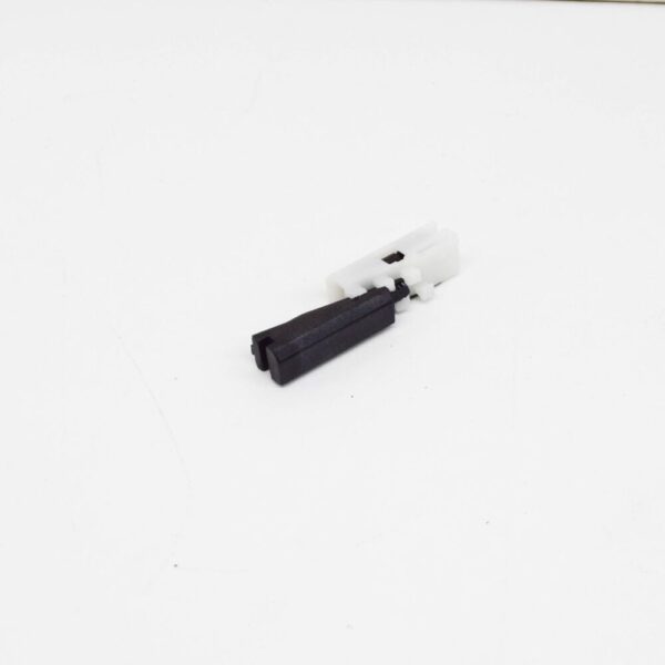 A2036900013 - MB C W203 Water Repellent Roof Frame Holding Clip A2036900013 NEW ORIGINAL
